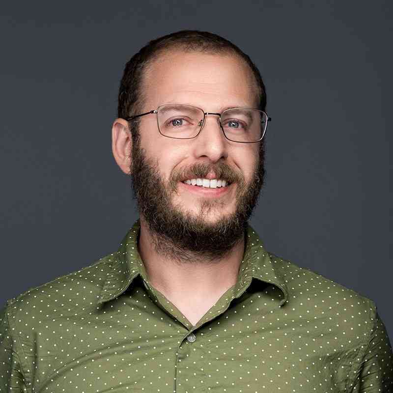 Headshot of Jake Hochberg